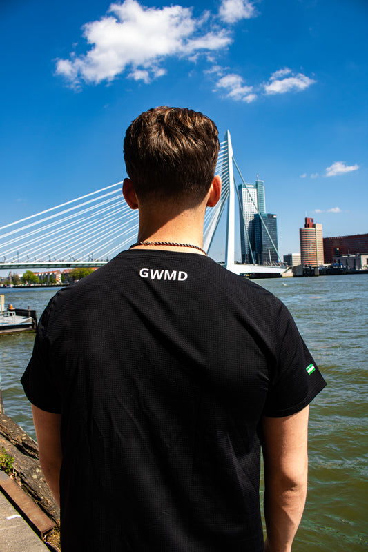 ESSENTIAL GRIT TEE